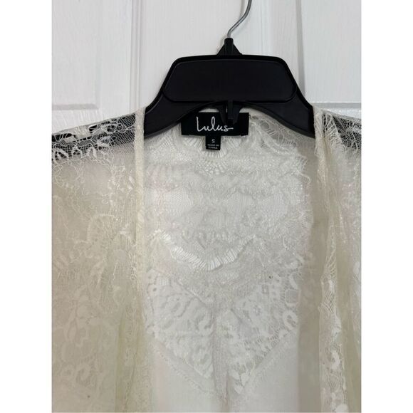 Lulus Lace top - Picture 2 of 4